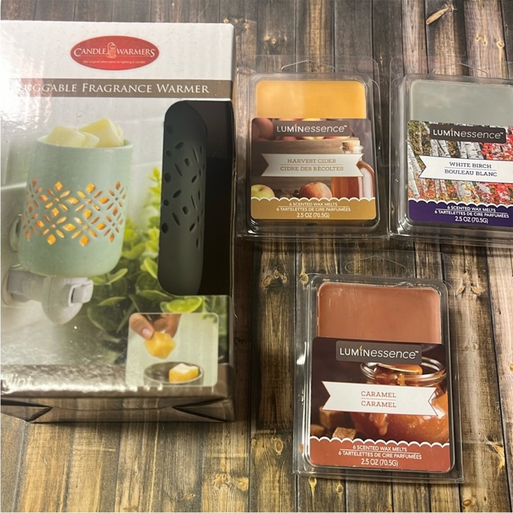 Plug-In Porcelain Wax Melt Warmer Bundle – Soft Mint + 3 Scented Wax Bars